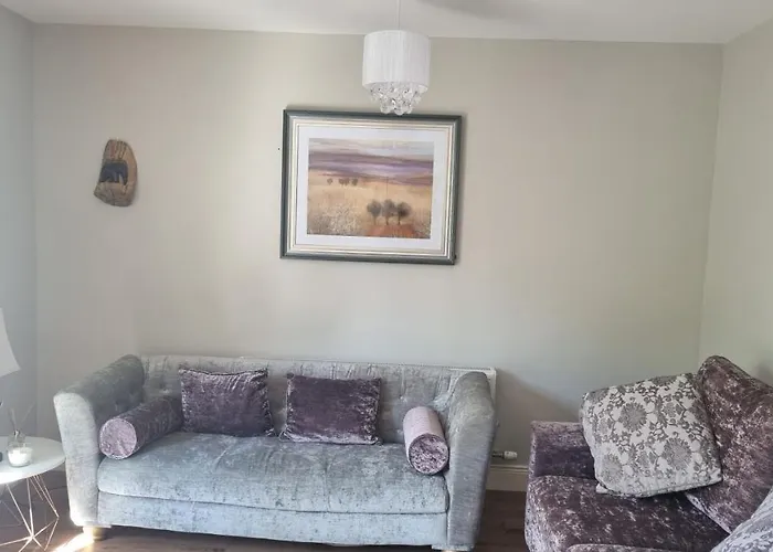 아파트 2bedroomed On First Floor With Balcony *